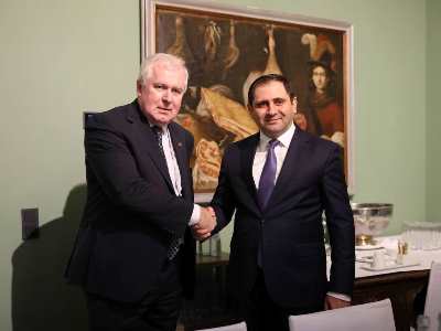 Պապիկյանը Լիտվայի ազգային պաշտպանության նախարարի հետ քննարկել է ԵՄ և ՆԱՏՕ-ի շրջանակներում համագործակցության հարցեր