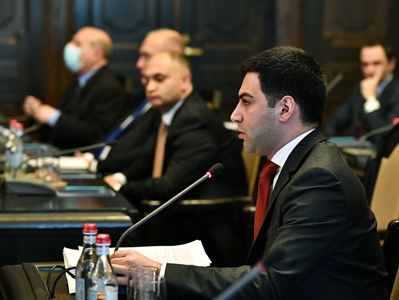 Արտագնա աշխատանքի մեկնողների ստացած եկամուտներից որոշակի ժամանակով եկամտային հարկ չենք հարկի. Բադասյան