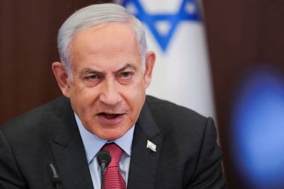 Экс-премьер Израиля: Нетаньяху рискнет жизнями заложников, если это пойдет на пользу его имиджу