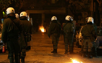 У университетов в Афинах и Салониках произошли беспорядки: полиция применила слезоточивый газ