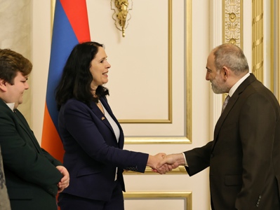 Կարևոր է Օլաֆ Շոլցի ներդրումը Հայաստան-Ադրբեջան խաղաղության գործընթացում. Փաշինյանը՝ Էլիզաբեթ Վինկելմայեր-Բեքերին