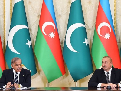 Azerbaijan and Pakistan discuss joint military exercises