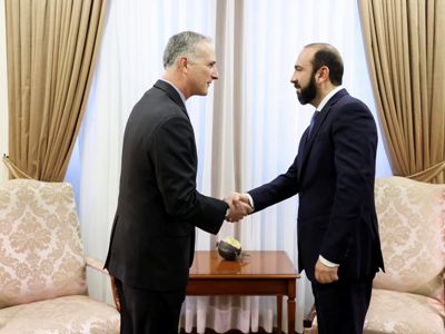 Mirzoyan, Bono confer about discussions on Armenia-Azerbaijan peace treaty