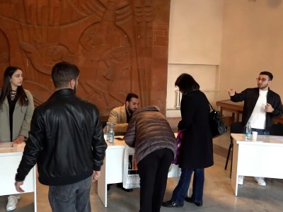 Կոնսերվատորիայում ստորագրահավաքը շարունակվում է. արդյունքները կամփոփվեն վաղը