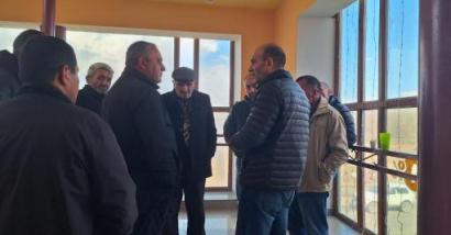 Մարտունիում պատգամավորները բնակիչների հետ խոսել են իշխանության իրականացրած բռնաճնշումների մասին