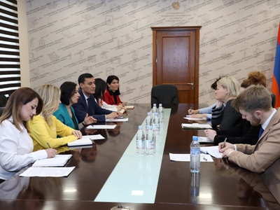 «Դպրոցական սնունդ» ծրագրի հայաստանյան փորձն օրինակելի է. քննարկում  Պարենի համաշխարհային ծրագրի ներկայացուցիչների հետ
