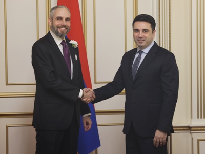 Czech Rep. parliament speaker sends EU flag to Armenia colleague as token of support