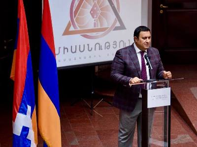 Ժողովրդի ծոցից պետք է դուրս գան նոր որակի առաջնորդներ. ձախողված ոլորտները պետք է վերականգնել․ Արման Վարդանյան