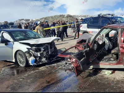 Քուչակ գյուղի վերջնամասում մեքենաներ են բախվել․ կա զոհ և 6 վիրավոր