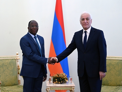 Վահագն Խաչատուրյանին իր հավատարմագրերն է հանձնել Հայաստանում Գվինեայի դեսպանը