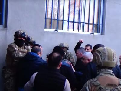 СК Армении: В рамках производства по делу о нападении на отдел полиции проводятся обыски