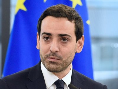 Глава МИД Франции посетит Китай