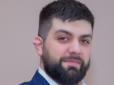 Душа компании: В Армянской церкви рассказали о погибшем при теракте «Крокусе» Карене Енгибаряне