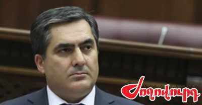 «Ժողովուրդ». Դատավոր Մխիթարյանի համար «ապագա կա»-ն վաղուց լուծված հարց է․ նրա ողջ ընտանիքը արդարադատական համակարգում է