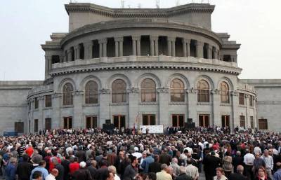 «Իրավունք». Ի՞նչ է սպասվում Երեւանում մինչեւ ապրիլի 5-ը