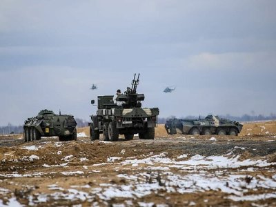 Беларусь проводит военные учения у своих юго-западных границ