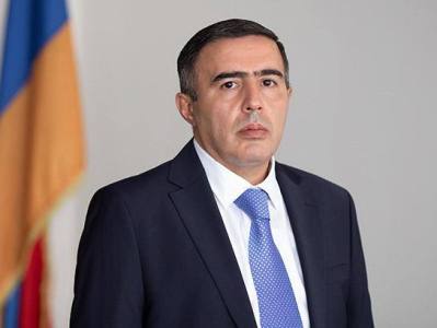Руководитель офиса второго президента Армении прокомментировал слухи о пребывании Роберта Кочаряна за границей