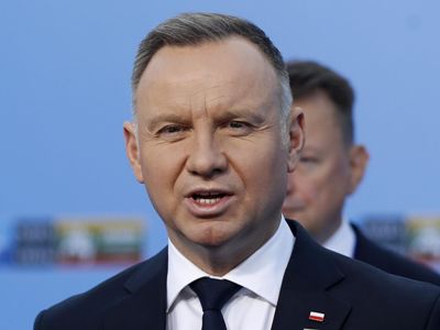 СМИ: главу канцелярии президента Польши взяли под охрану