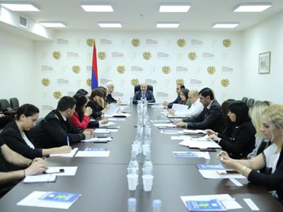 Անչափահասների արդարադատության խորհրդի նիստին քննարկվել են թվային միջավայրում երեխաների պաշտպանության ռիսկերը