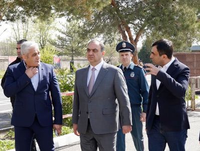 ՆԳ նախարարը հետևել է Քրեական ոստիկանությունում պաշտոնի նշանակվելու նպատակով հարցազրույցի հանձնաժողովների աշխատանքին