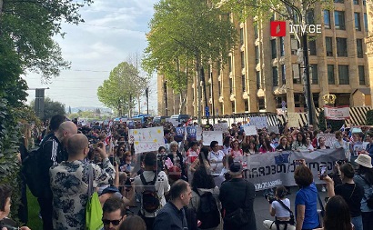 В Тбилиси прошел женский марш против закона об «иноагентах»