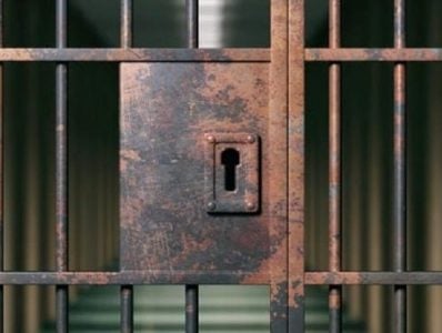 В тюрьме в США скончался раввин, отсидевший 30 лет за заказное убийство жены