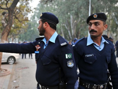 В Пакистане за последние несколько дней убили 7 сотрудников таможни