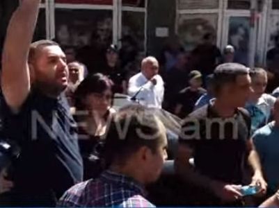 «Երկրապահի մեքենան մարդուն գցեց տակը, տարել են հիվանդանոց».  Նոյեմբերյանում վիճակը լարված է