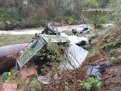 Վայոց ձորի մարզում «ՈՒԱԶ» բեռնատարը, մի քանի պտույտ գլորվելով, հայտնվել է ձորում. կա վիրավոր