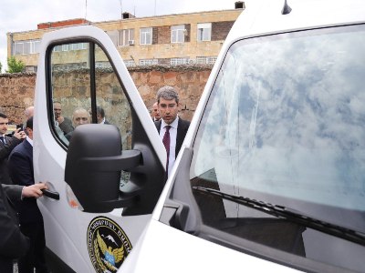 Արմավիրում նորաբաց ՀԿԱԾ շենք, շարժական գրասենյակներ. Մարզային բաժնում քաղաքացիների սպասարկումն առավել հարմարավետ կլինի
