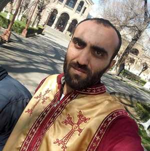 Քաղաքացիական անհնազանդությունների ժամանակ սարկավագ է բերման ենթարկվել