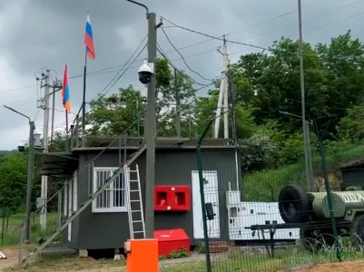 «Свобода»: Российские пограничники больше не контролируют происходящее в Неркин Ханде