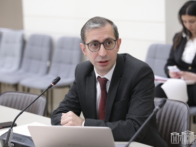 Ավագանու անդամները չեն կարողանա համատեղել իրենց պաշտոնը հանրային և հանրային ծառայության պաշտոնների հետ. նախագիծ