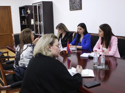 Անահիտ Մանասյանն ընդունել է Կրթության և վերապատրաստման Ֆրանկոֆոնիայի ինստիտուտի տնօրենին