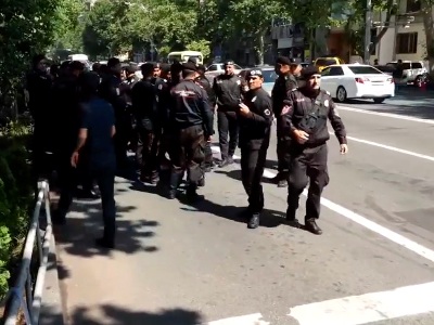 В Армении на подвергнуты приводу 226 участников акции неповиновения