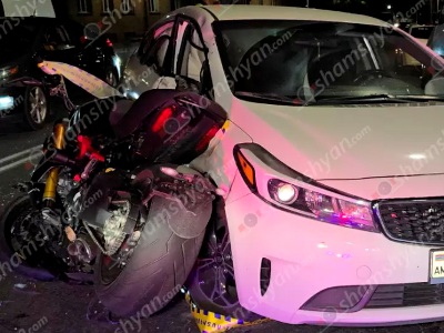 Երևանում բախվել են «Kia»-ն ու «Ducati» մոտոցիկլը. մոտոցիկլավարը տեղափոխվել է հիվանդանոց