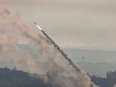 США и Британия нанесли удары по Йемену: Погибли по меньшей мере 2 человека, еще 10 получили ранения