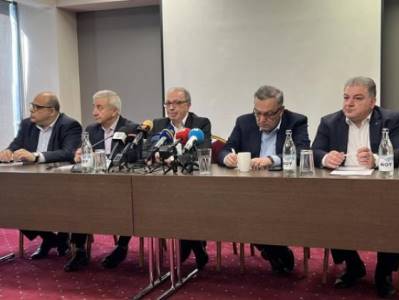 Հայ դիվանագետները երբևէ սեփական ժողովրդից պաշտպանվելու կարիք չեն ունեցել. հայտարարություն