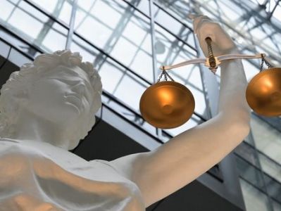 Азербайджанцу присудили штраф и выдворили из России за надпись «ЗСУ»