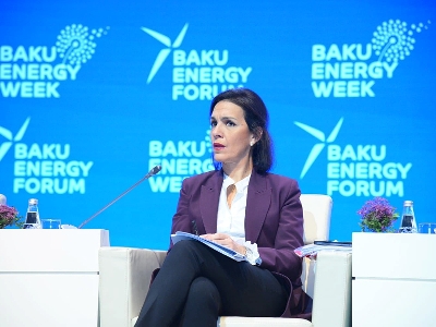 Հերթական եվրապաշտոնյայի ձոնն Ադրբեջանին