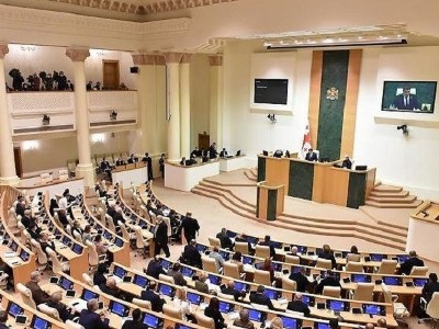 Վրաստանում խորհրդարանի քննարկմանը կներկայացվի ԼԳԲՏ քարոզչությունն արգելող օրինագծերի փաթեթը