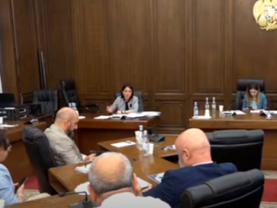 «Քաղաքականացումը այլ կողմից է փորձ արվել անել»․ նախարարը՝ Գյումրիի համերգին «ՏաԼույս» երգչախմբի չմասնակցելու մասին