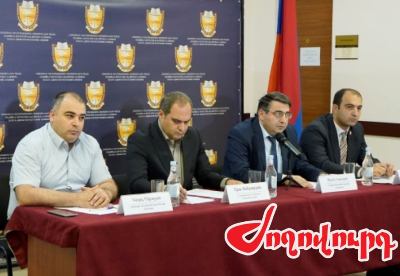«Ժողովուրդ». Ի՞նչ կանեն փաստաբանները ԱԺ ՔՊ-ական պատգամավորների հետ հանդիպումից հետո