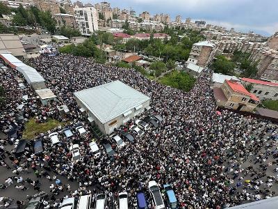 Խաղարկությունը Երեւան Սիթիում կաթվածահար է արել մայրաքաղաքի երթևեկությունը
