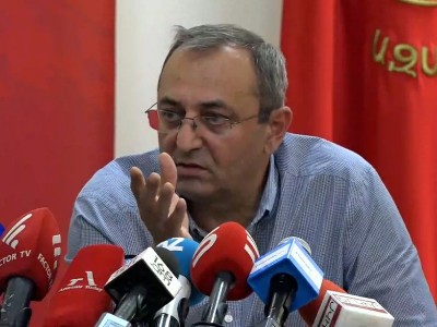 Իշխանական քմահաճույքով չենք գնալու. մանդատները վայր դնելու հետևանքը Փաշինյանի հեռացումը պետք է լինի. Արծվիկ Մինասյան