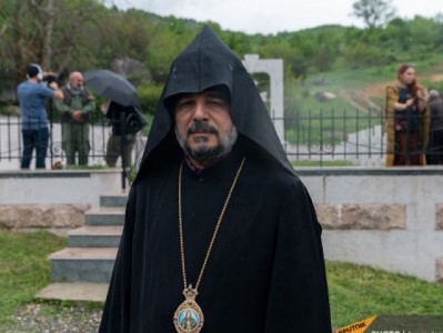 Предстоятель Арцахской епархии ААЦ в Ереване встретится с карабахцами