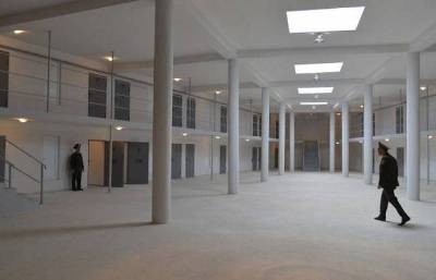 «Հրապարակ». «Արմավիր» ՔԿՀ-ում մեծ «ռազբորկա» է եղել, որը վերածվել է ծեծկռտուքի. Բաժնի պետն ազատվել է