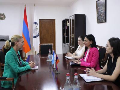 Անահիտ Մանասյանը Ֆղանսուազ Ժակոբին ներկայացրել է մարդու իրավունքների պաշտպանության ոլորտում առկա մարտահրավերները