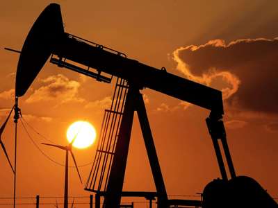 Նավթը վերականգնում է գինը