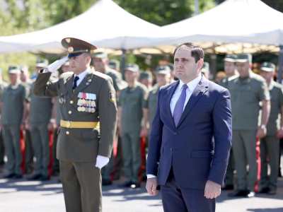 Հայաստանի պաշտպանությանը զինվորագրվելու պատիվը պիտի գայթակղիչ լինի հայ պատանիների համար. Պապիկյան